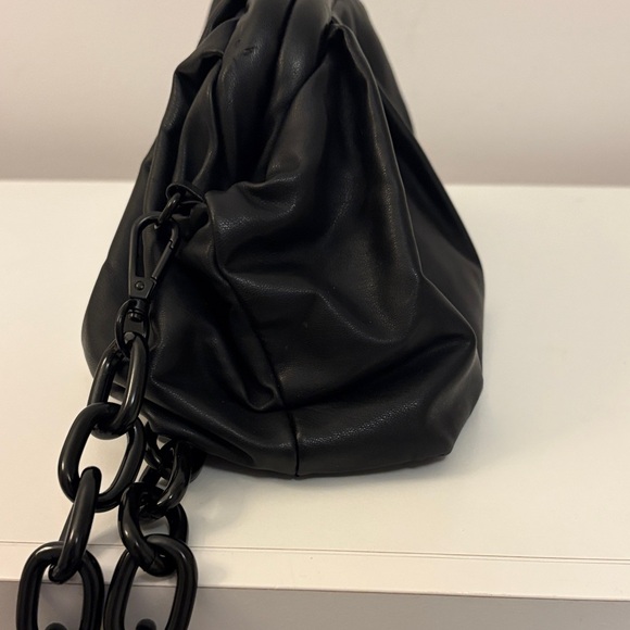 Badgley Mischka Black Chain Clutch (New with Tags Cut Off) - Picture 9 of 10